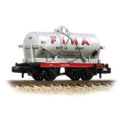 Graham Farish 14T Tank Wagon 'Fina' Silver '136'