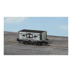 Peco 7 Plank 9ft Open Wagon 'Lunt'