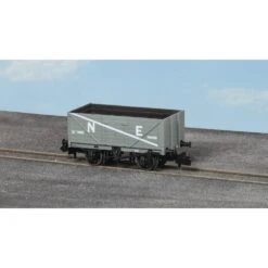 Peco 7 Plank 9ft Open Wagon - NE Grey