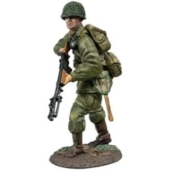 W.Britain U.S 101st Airborne Advancing With BAR Winter 1944-45